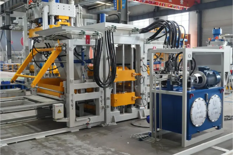 Potenciar la industria de ladrillos y tejas a través de la fabricación inteligente: la línea de producción de ladrillos Zenith QT10 remodela el panorama de la producción ecológica.